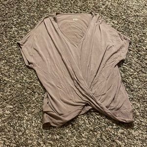 american eagle crossed tee